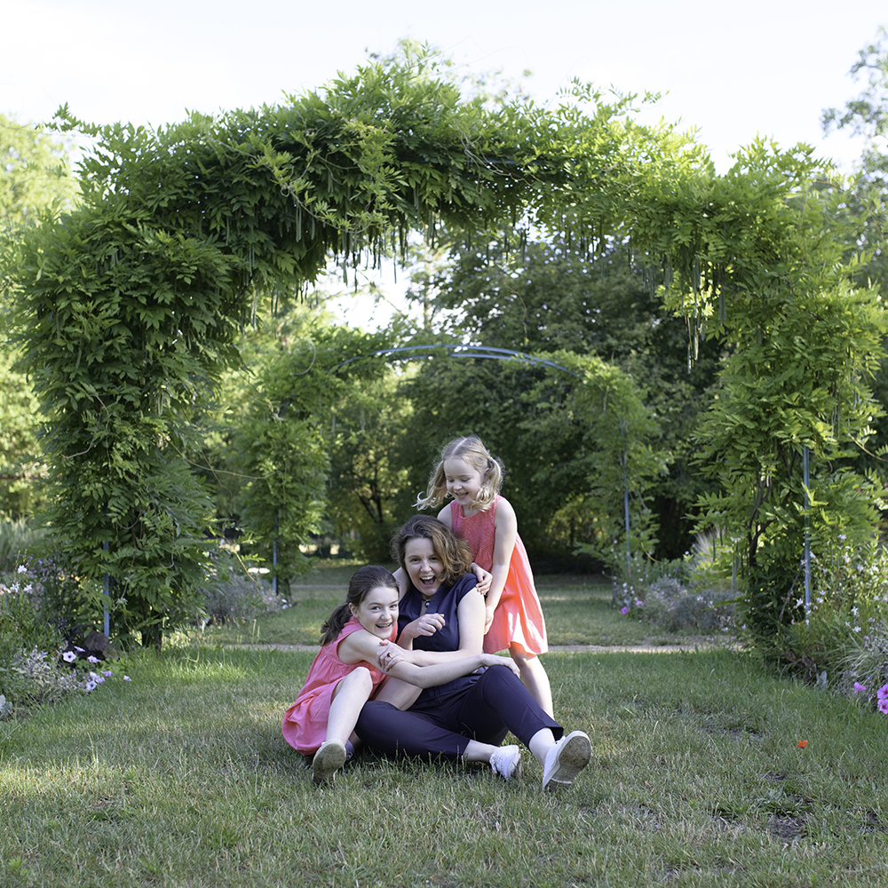 seance photo famille extérieur parc des ibis. Le vésinet. Michèle Gabet PHotographie
