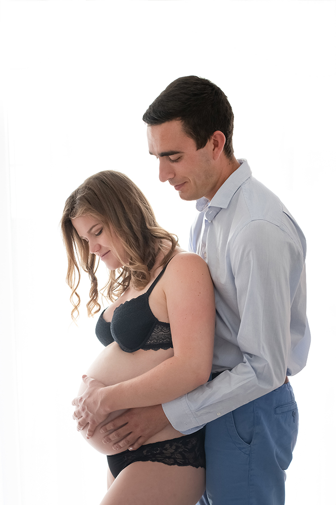 Reportage photos de grossesse à domicile. Michèle Gabet Photographie