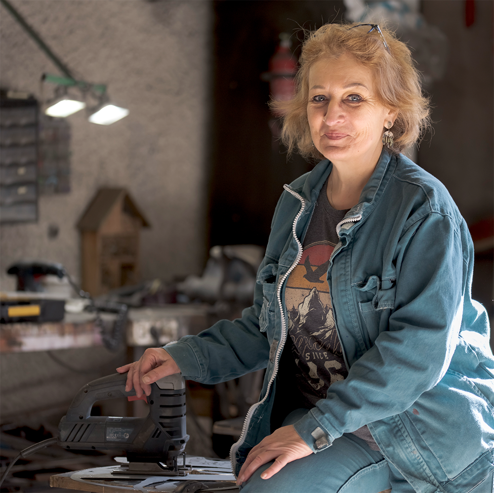 Atelier Brindilles à Carrières sur Seine, Ferronnerie d'art. Reportage photo métier de Michèle Gabet Photographie